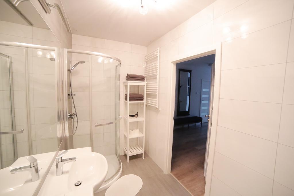 Apartament Paris 코워브제크 외부 사진